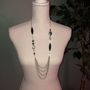 🖤Maurice’s Long black & silver necklace